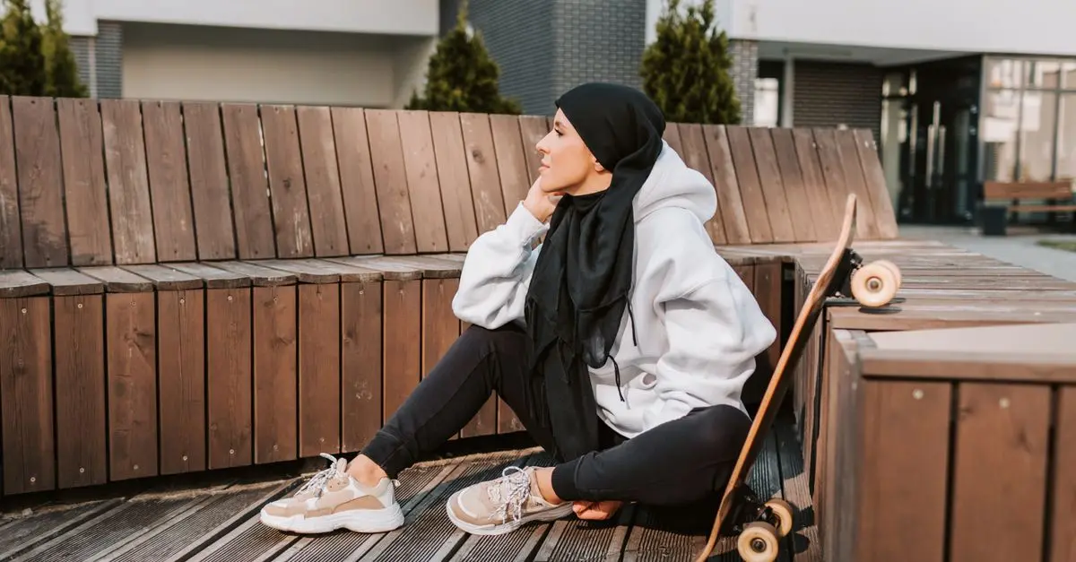 Comment adopter la tendance athleisure avec élégance
