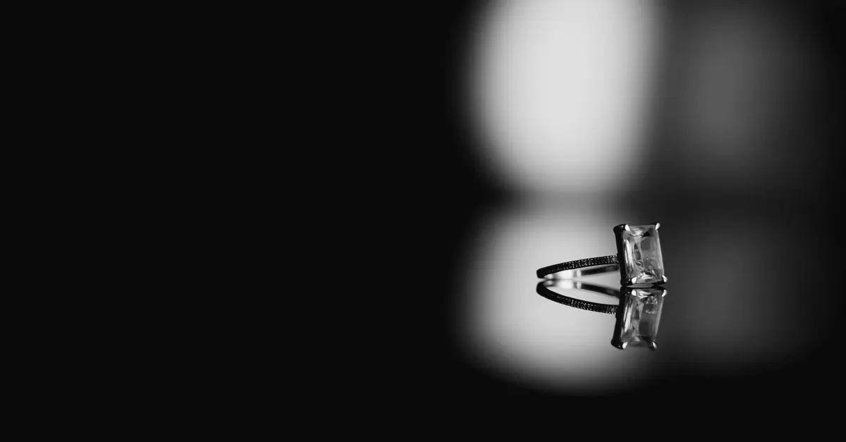 Les bijoux minimalistes pour un look épuré