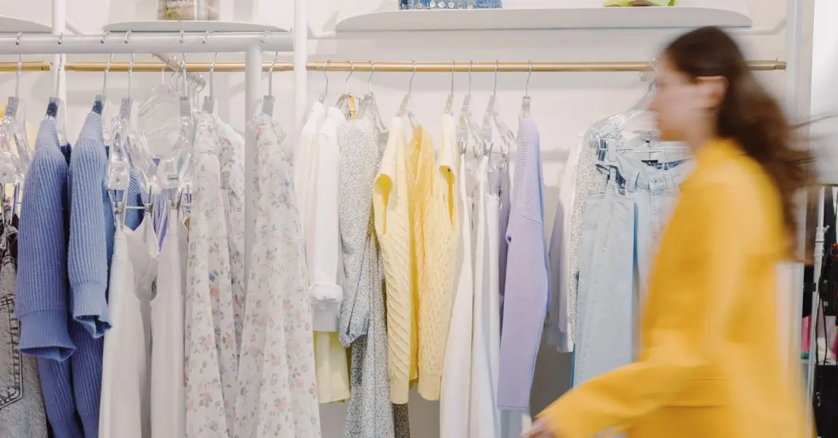 Comment choisir des couleurs qui flattent votre silhouette