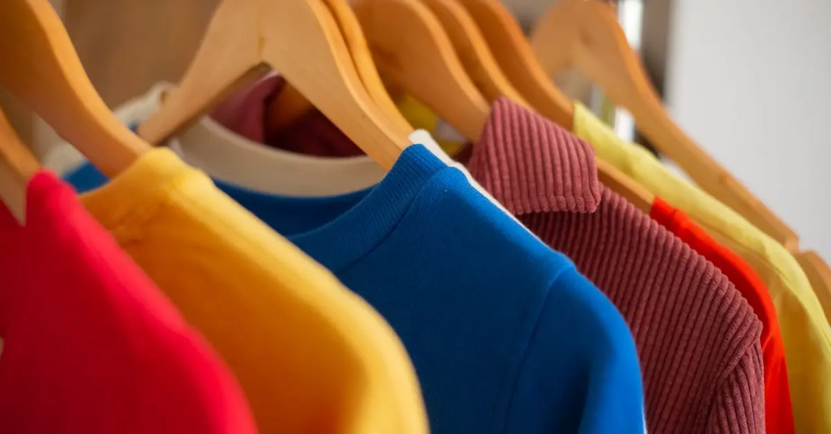 Comment choisir les indispensables de votre garde-robe féminine