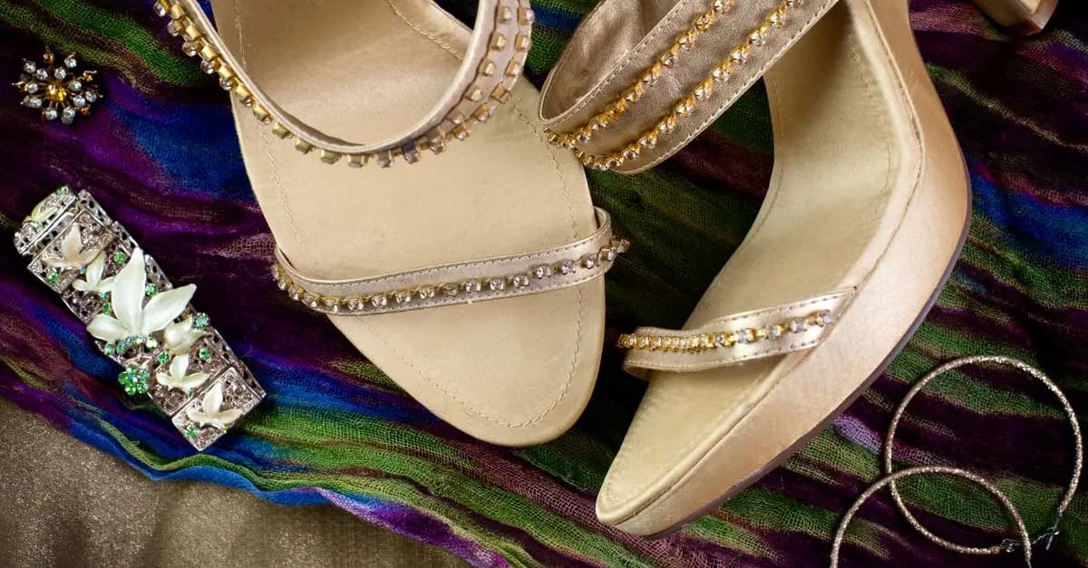 5 Accessoires Indispensables Pour Votre Tenue Féminine
