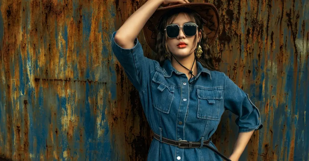 Comment porter le denim avec élégance : Toutes les astuces