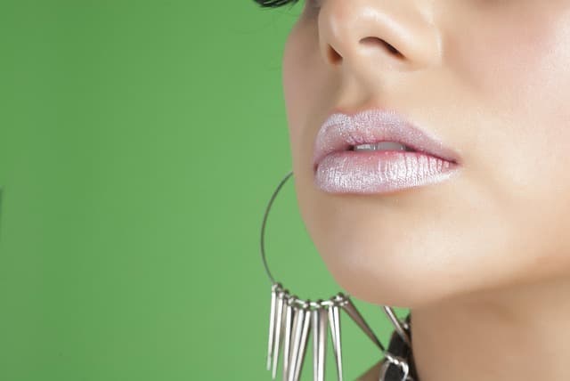 10 façons d'accessoiriser une tenue pour briller