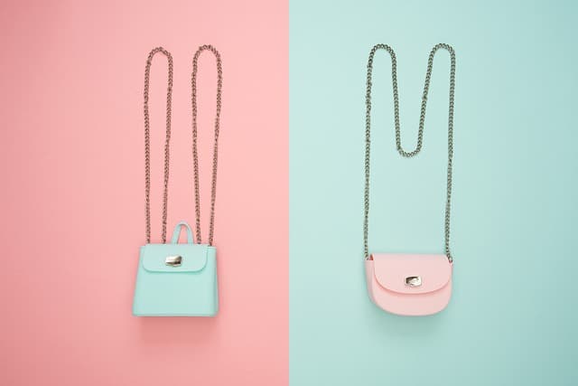 Comment accessoiriser une tenue pour un look féminin parfait